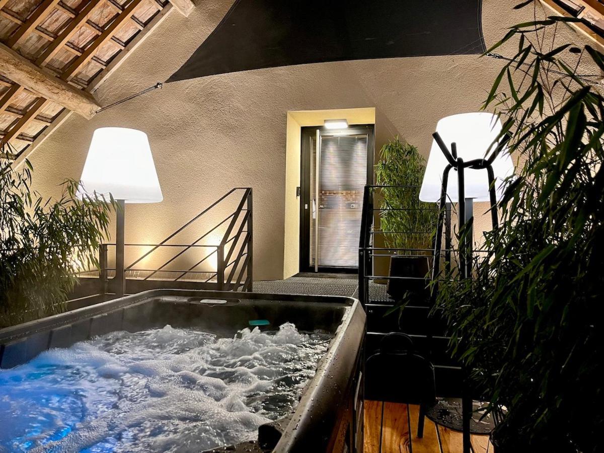 Jouey Le Domaine Des Pres Verts Suites & Chambres Avec Jacuzzi Privatif מראה חיצוני תמונה