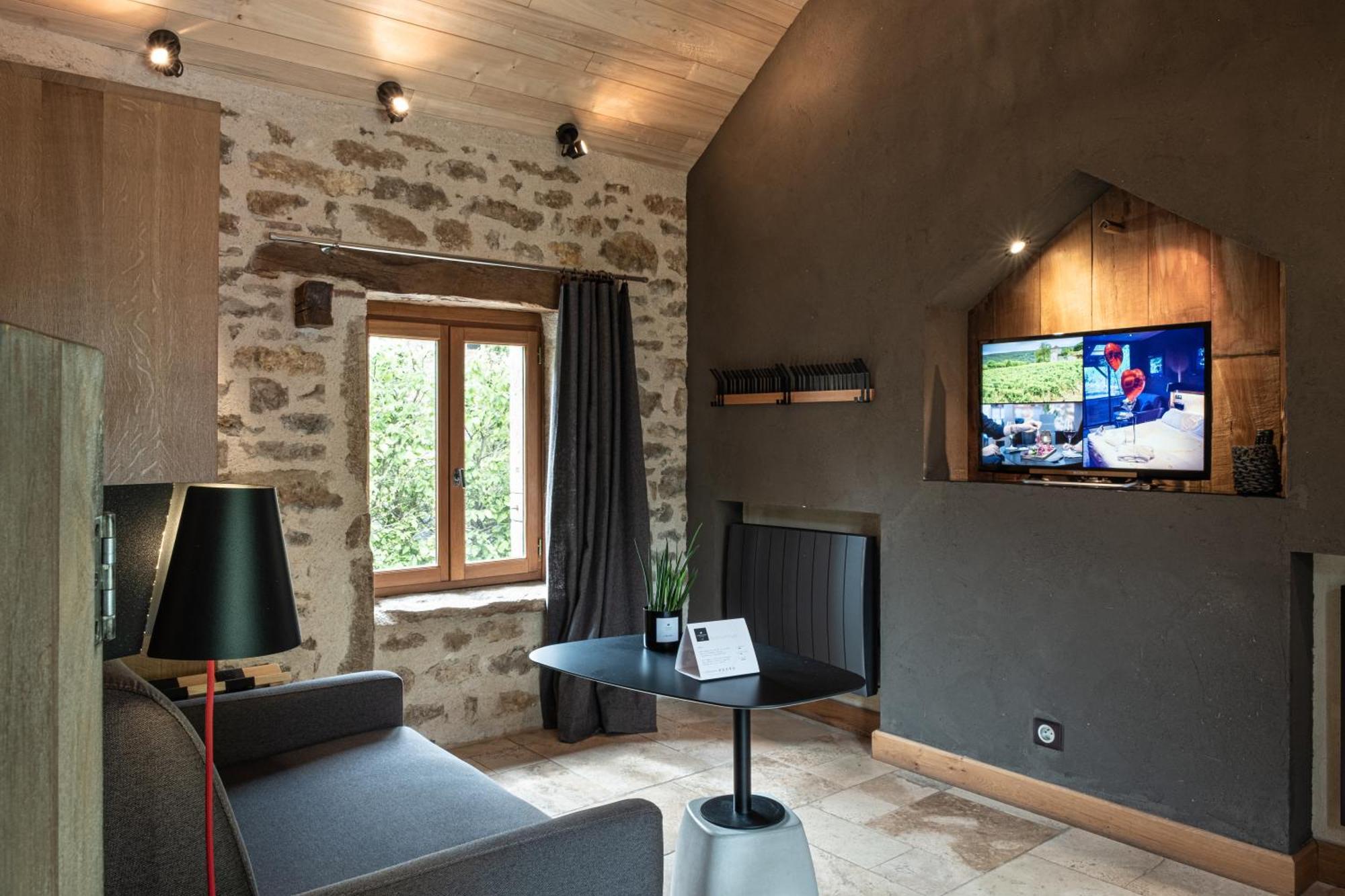 Jouey Le Domaine Des Pres Verts Suites & Chambres Avec Jacuzzi Privatif חדר תמונה
